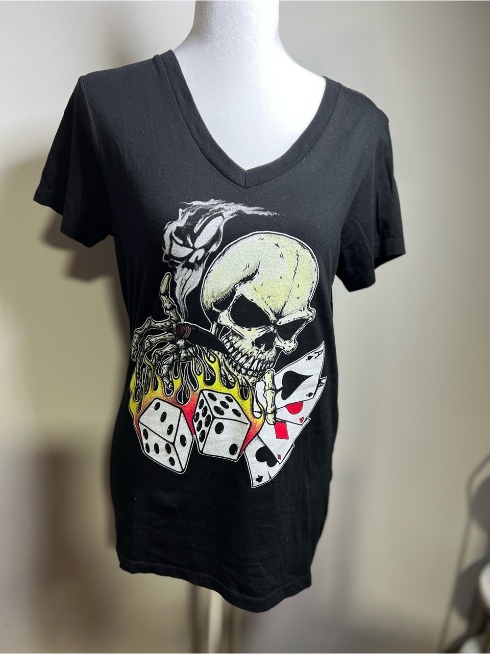 Black V‑Neck Graphic Skull & Dice Short Sleeve Tee